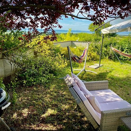 Dharma Horse Shelter Bungalows & Farmping Siófok Extérieur photo